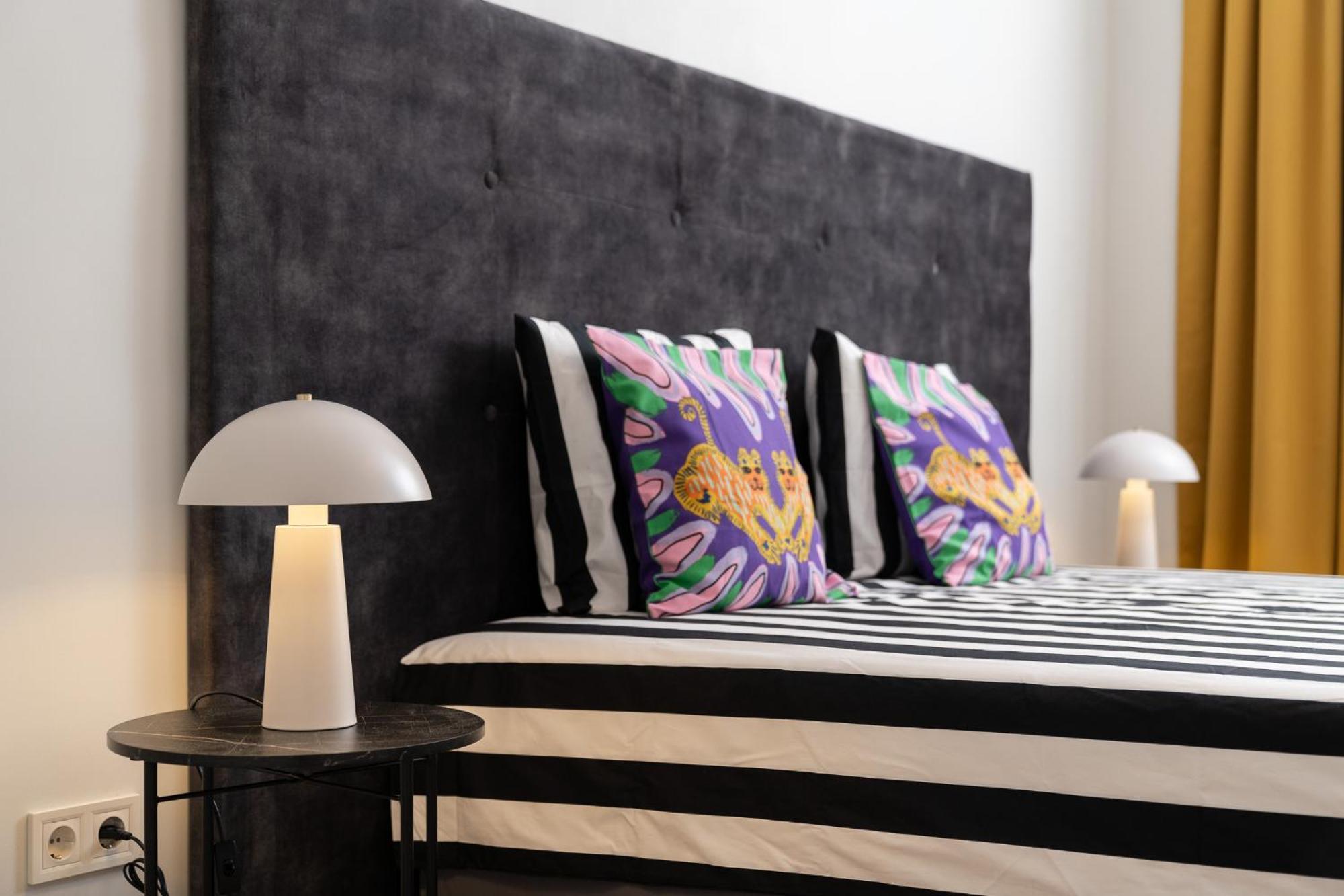 Bright & Sunny Stylish Apt With 2Bdr And 2Bth Sófia Exterior foto
