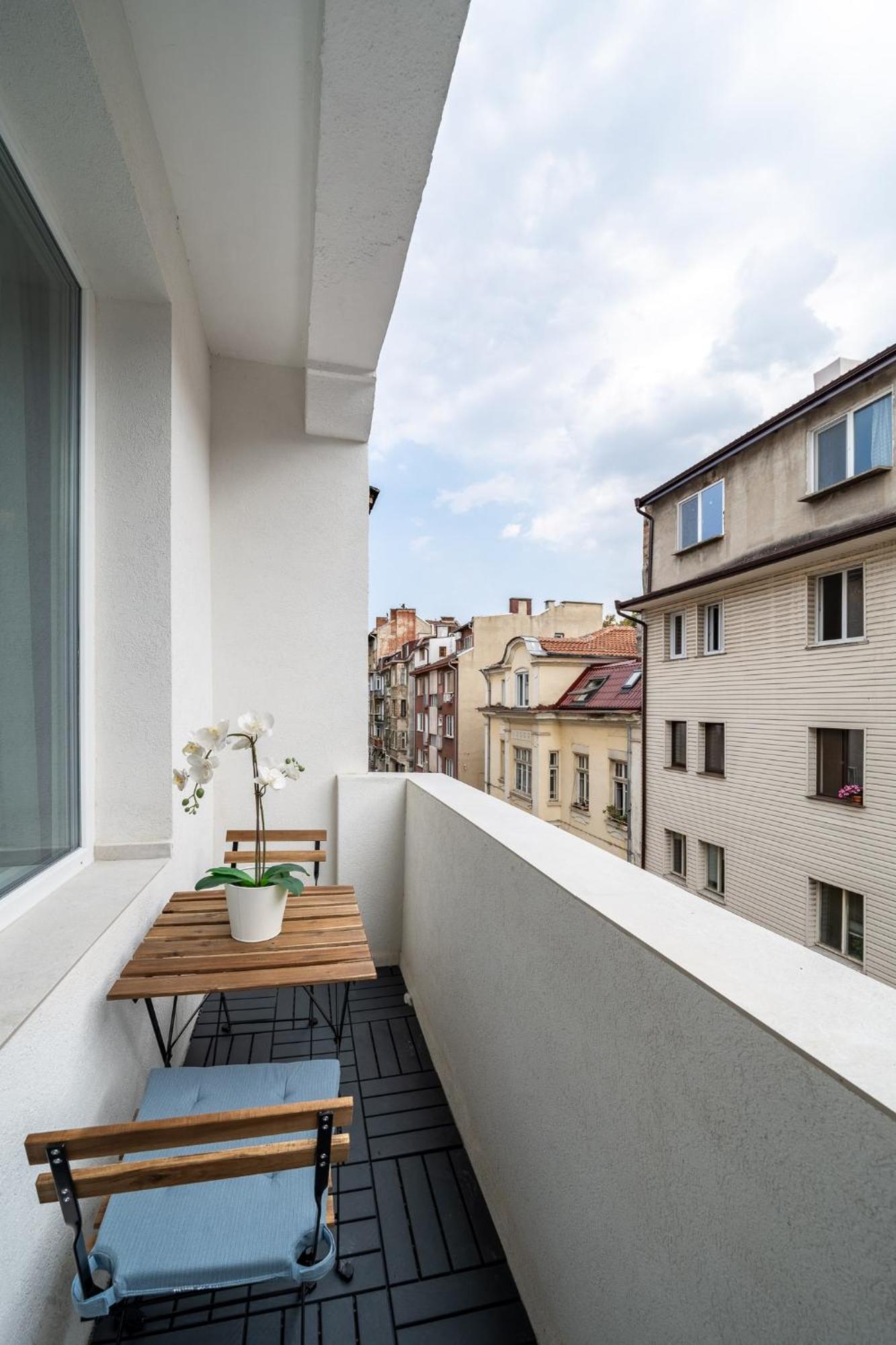 Bright & Sunny Stylish Apt With 2Bdr And 2Bth Sófia Exterior foto